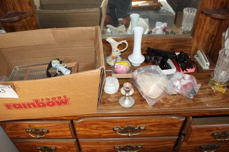 lot 1065 image: Box Lot Includes Several Sunglasses