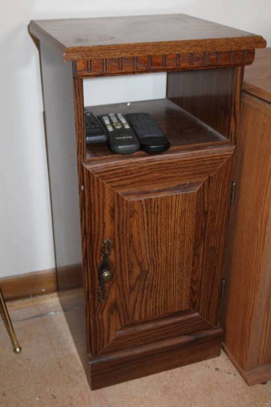 lot 1046 image: Wooden Side Table