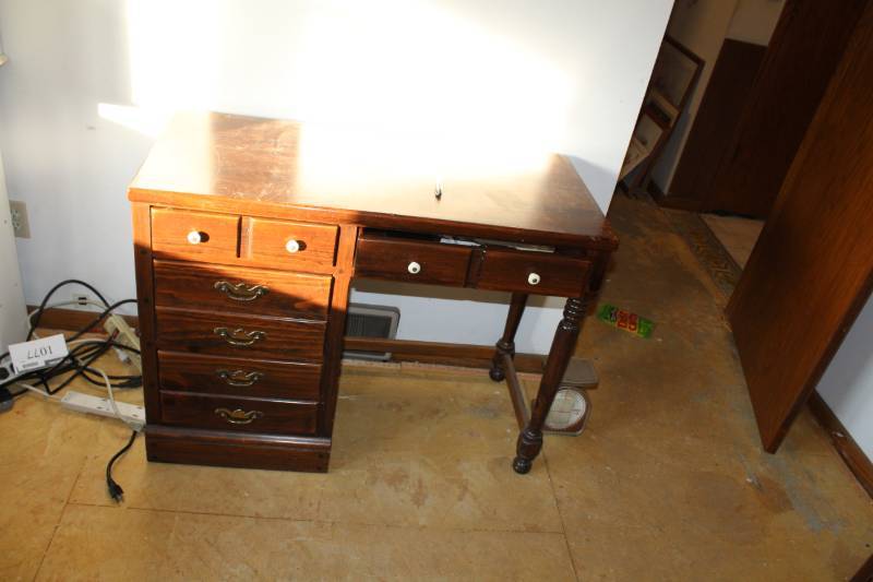 lot 1074 image: Wooden student Study Desk