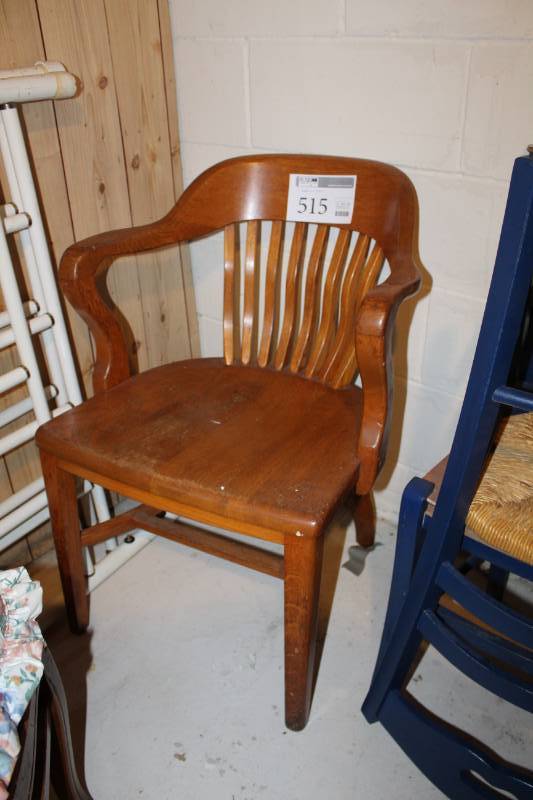 lot 515 image: Vintage Wooden Armed Captains Style Chair
