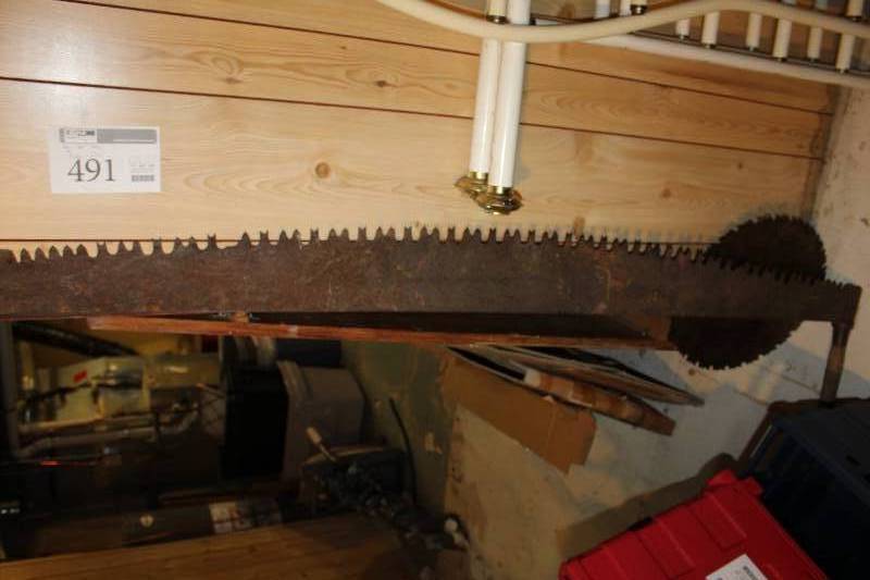 lot 491 image: Lot of Vintage Wood saws