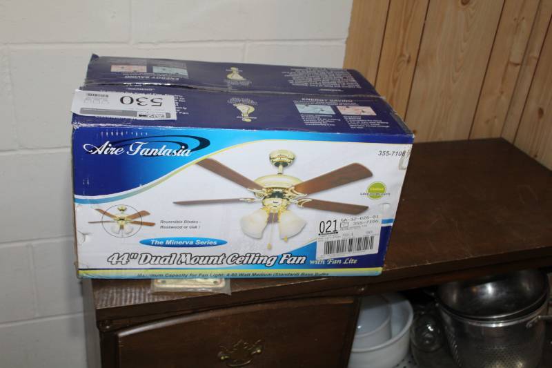 lot 530 image: 44 Ceiling Fan in Original Box