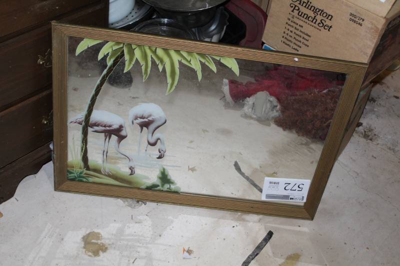 lot 572 image: Decorative Tropical Mirror