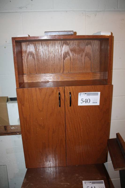 lot 540 image: Cabinet