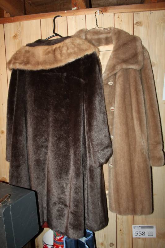 lot 1013 image: Lot of (2) Fur Coats
