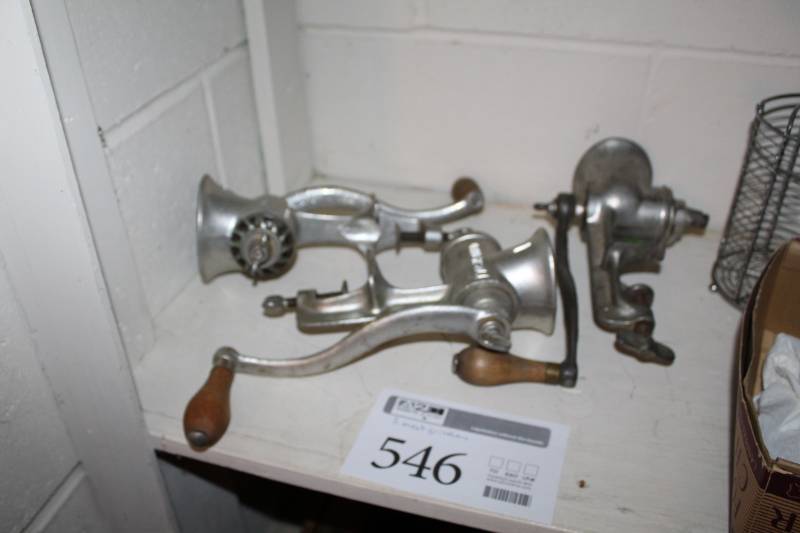 lot 546 image: Lot of (3) Vintage Meat Grinders