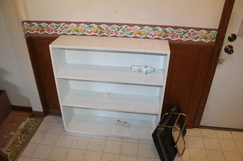 lot 1033 image: Bookshelf