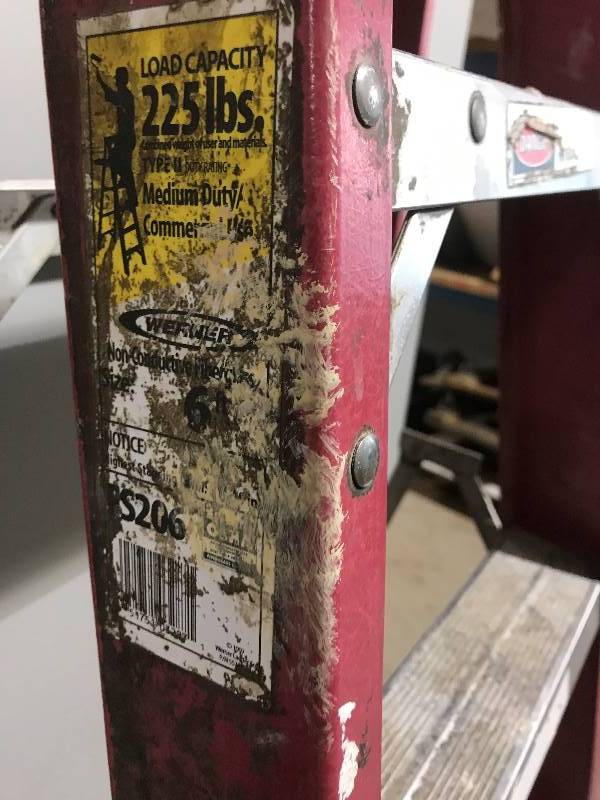 lot 112 image: 6 Foot Fiberglass Ladder