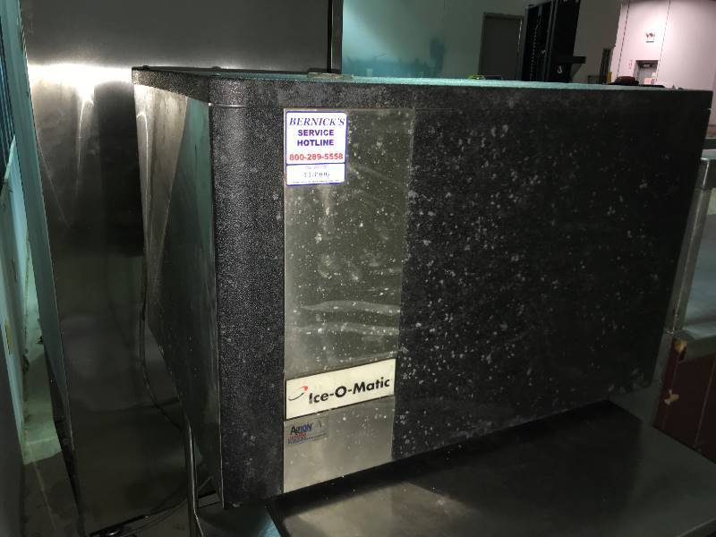 lot 34 image: Ice -O-MaticICEO400HAZ115V &nbspOverall Dimensions 3014 in. W x 2414 in. D x 2114 in. H