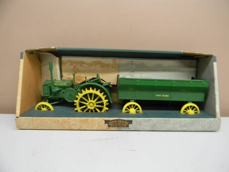 lot 3 image: Vintage 1996 ERTL John Deere Tractor 1931 GP Standard with Flare Box Wagon NIB - SEE PICTURES