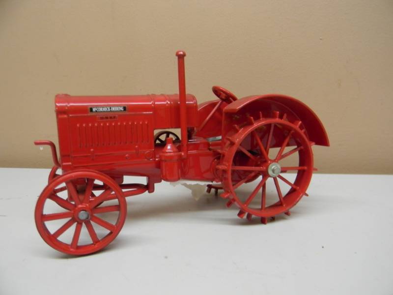 lot 25 image: McCormick Deering 22-36 116 Diecast Metal Farm Tractor - replica by Scale Models - AWESOME PIECE - SEE PICTURES