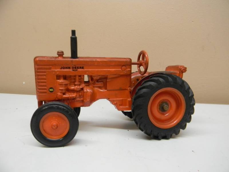 1.16 scale diecast vintage tractors