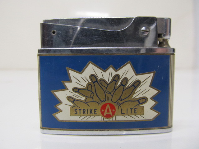 lot 110 image: Strike-A-Lite Lighter