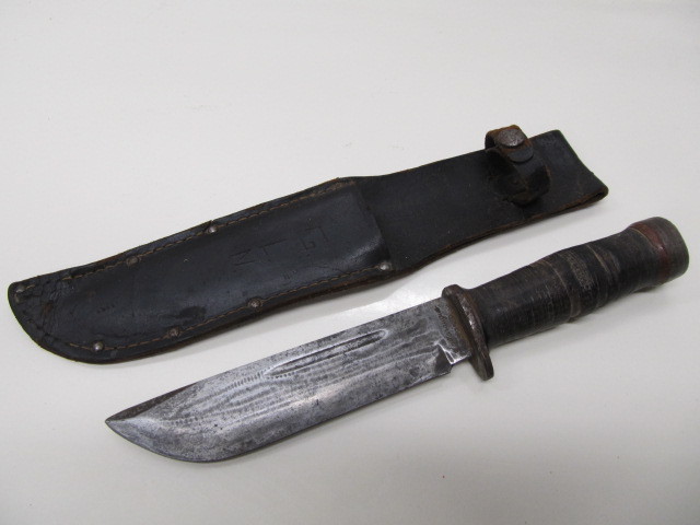 lot 183 image: Original WW2 Cattaraugus Fighting Knife