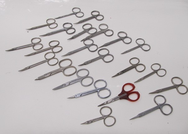 lot 189 image: Group of Scissors - Medical etc