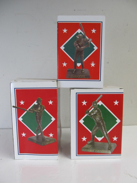 lot 74 image: 3 Mint in Box Pepsi Twins Great Statues - Oliva Killebrew & Carew