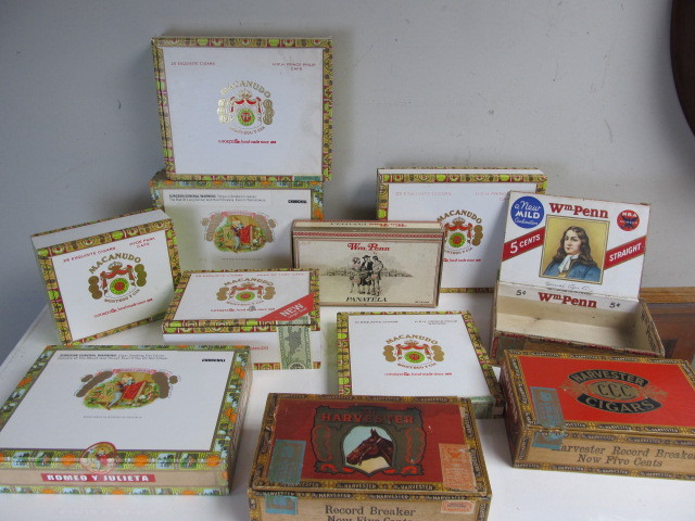 lot 192 image: Lot of Assorted Cigar Boxes