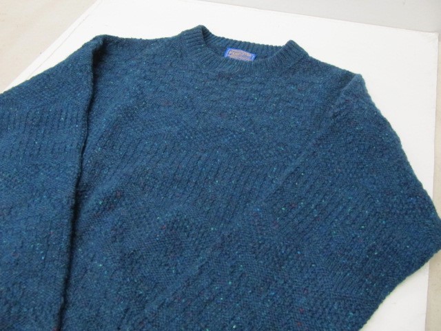 lot 126 image: PENDLETON Wool Sweater Vibrant BluesGreens- Size M