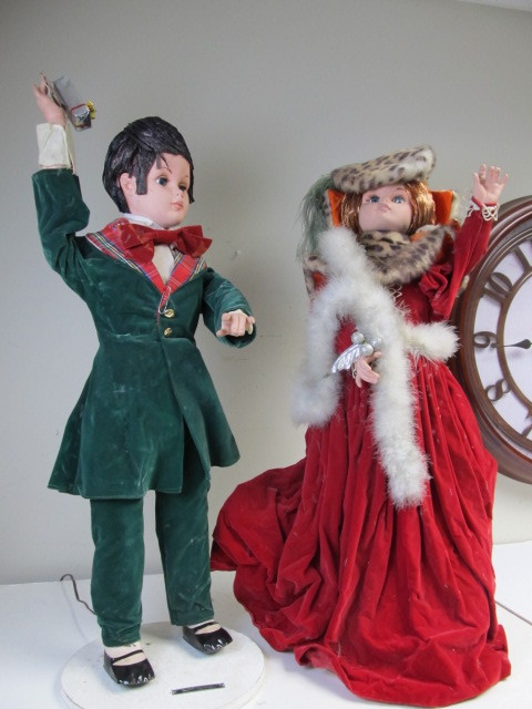 lot 1 image: Rare Original 1960s Toy Store Window Display Automatons - WORKING   See Weather Update for PICK-UP DAY