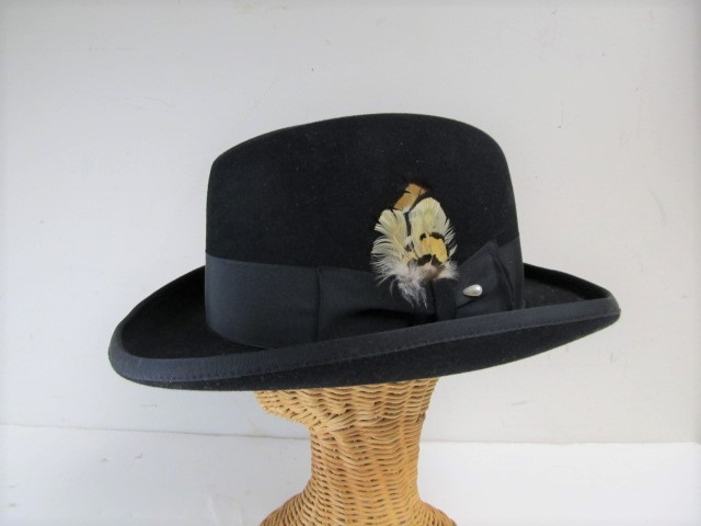 lot 93 image: NICE Quality Selentino Mens Hat - Black