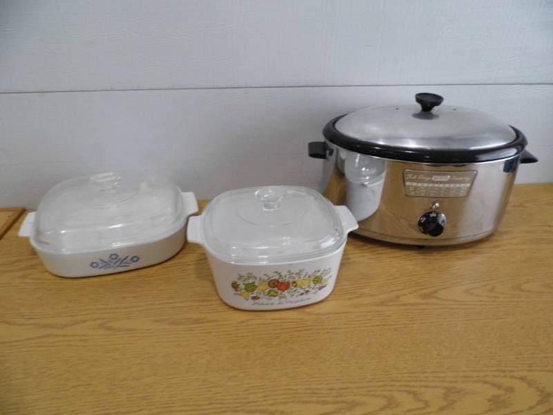 Nesco Cooker - Corningware