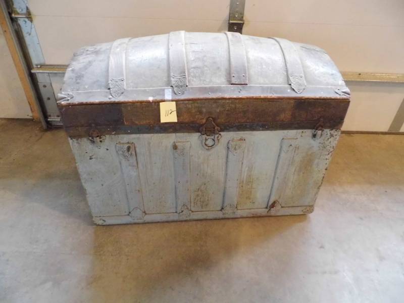 Camel Back Trunk