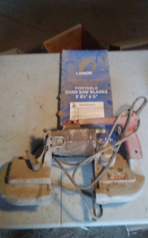 lot 58 image: Milwaukee 6230 HD Portable Band Saw  3Ft 8-78 Inches