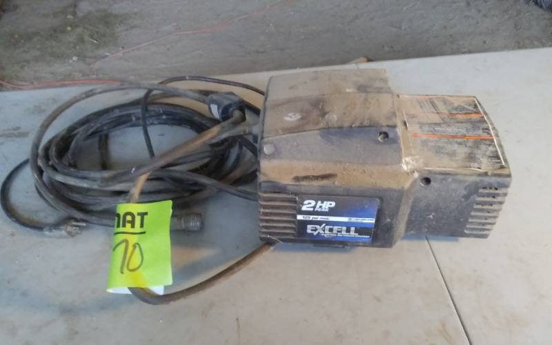 lot 70 image: Ex-Cell 2 Hp 125 PSI Air Compressor