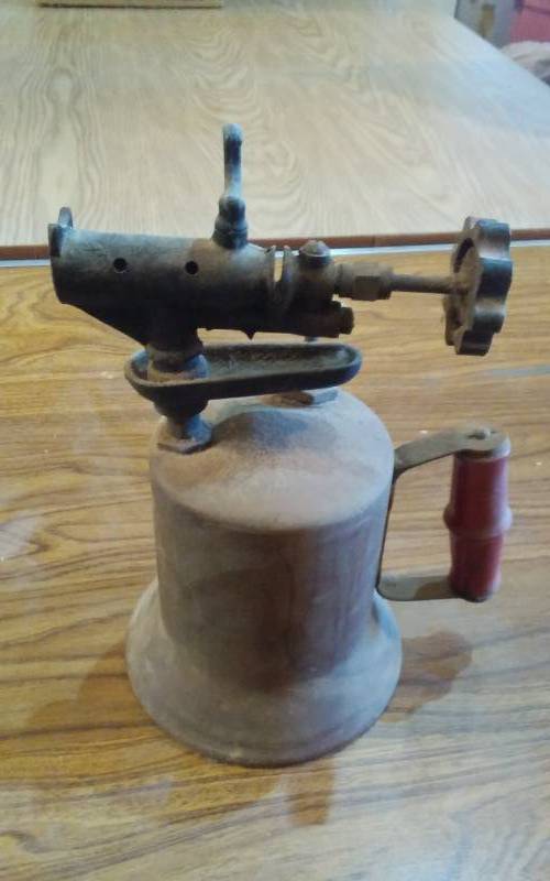 lot 105 image: Vintage Copper Blow Torch