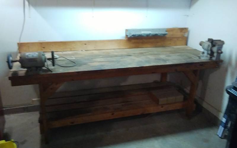 lot 151 image: Workbench With Dayton Grinder & Bench Vise 96 X 33