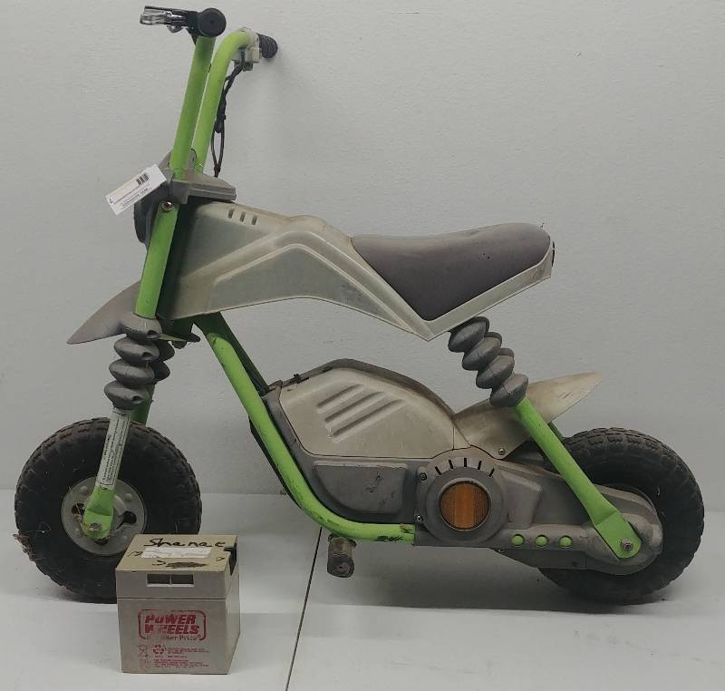 lot 7 image: Power Wheels MX3 Mini Bike, includes batterie