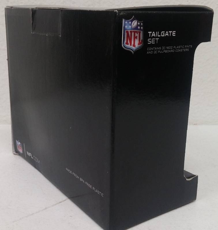 lot 22 image: NFL MN Vikings Tailgate Cup Set, Clear
