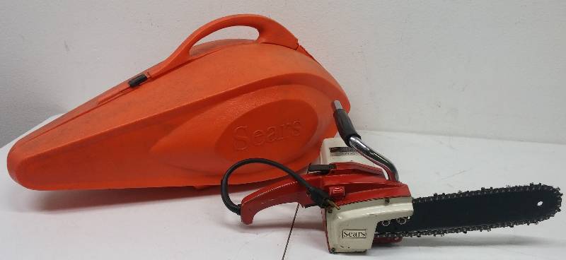 lot 60 image: Sears Electric Chainsaw with Hardcase