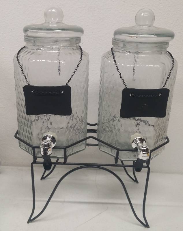 lot 85 image: Beverage Stands