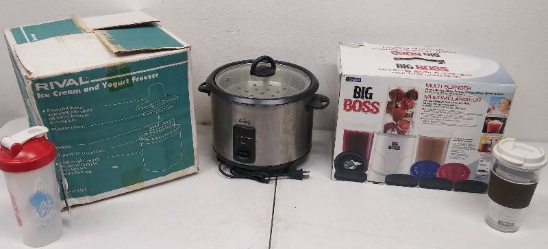 lot 109 image: Assorted Kitchen Appliances & Gadgets