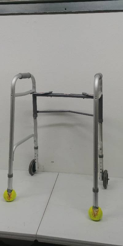 lot 43 image: Foldable Medline Walker