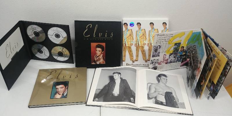 lot 47 image: Elvis Presley Collection including rare pop-up book