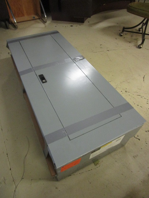 LIGHTING PANELBOARD