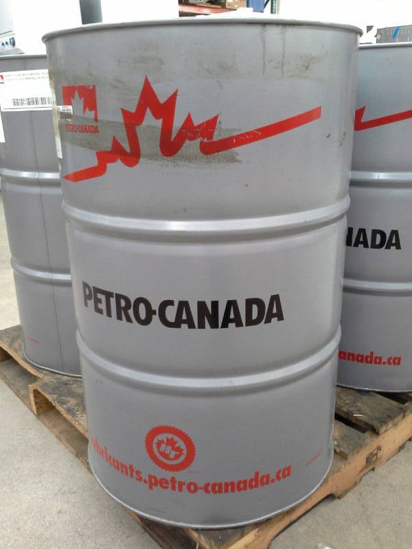 lot 524 image: One Drum of Petro-Canada Purity Food Grade (FG) WO White Mineral Oil 68