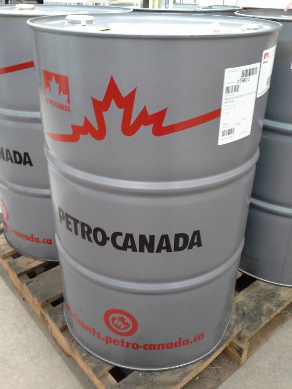 lot 525 image: One Drum of Petro-Canada Purity Food Grade (FG) WO White Mineral Oil 68