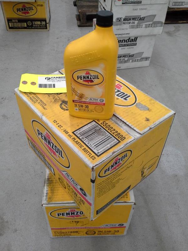 lot 536 image: 2 Cases of Pennzoil 5W-30 Synthetic Blend Motor Oil