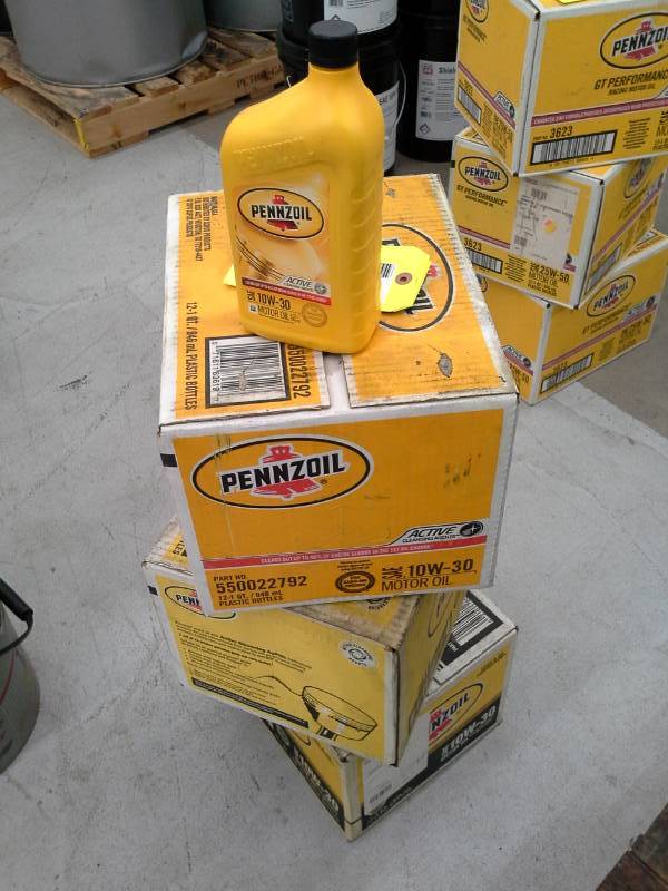 lot 539 image: 3 Cases of Pennzoil SAE 10W-30 Motor Oil