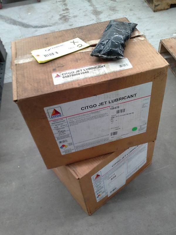 lot 563 image: 2 Cases of Citgo Jet Lubricant for Locomotive Traction Motor Gears