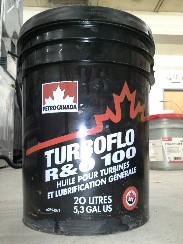 lot 580 image: One Pail of Petro-Canada Turboflo R&O 100 TurbineGeneral Oil