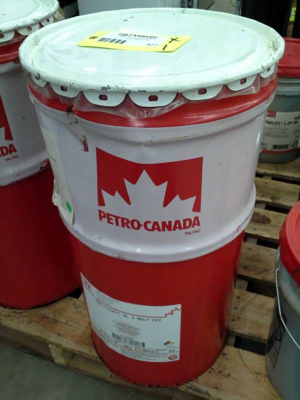 lot 577 image: One Keg of Petro-Canada Precision XL 3 Moly EP2 Premium Multi-Application Grease