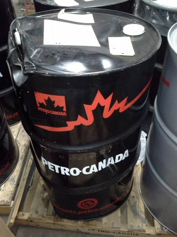 lot 610 image: One Drum of Petro-Canada Hydrex AW 68 Hydraulic Oil