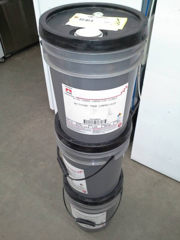 lot 645 image: Three Pails of Petro-Canada Compressor Cleaner