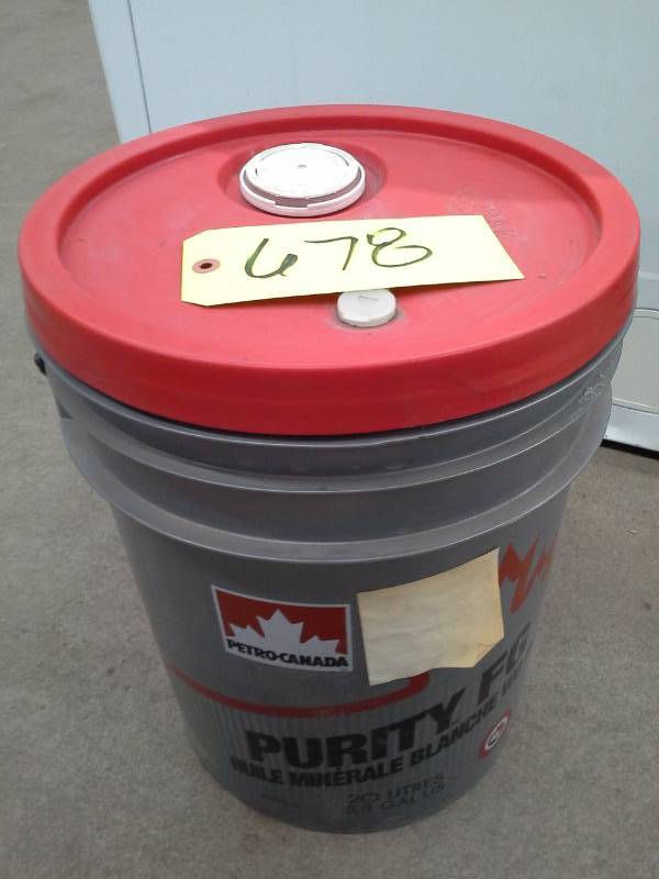 lot 678 image: One Pail of Petro-Canada Purity Food Grade (FG) WO White Mineral Oil