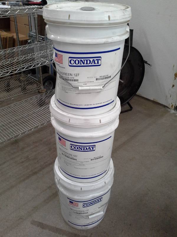 lot 1045 image: Three - 5 Gallon Pails of Condat Mecagreen 127