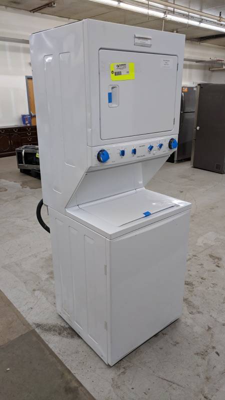 lot 122 image: Frigidaire Laundry Centers 3.3-cu.ft. Washer and 5.5-cu.ft. Gas Dryer Combo